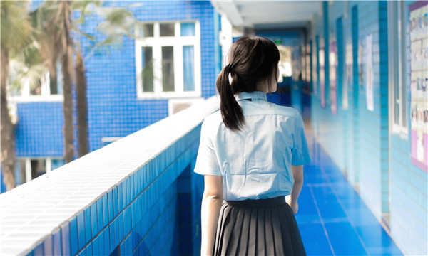 秦安如何找到一个可以帮助我生孩子的女人？